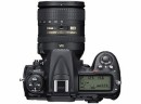 La D300S è una fotocamera SLR compatta e professionale in formato DX che amplia le opzioni a disposizione dei fotografi