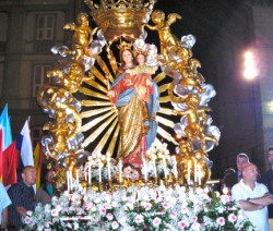 Statua di Maria Ausiliatrice