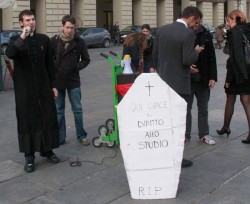 Protesta degli studenti universitari a Torino