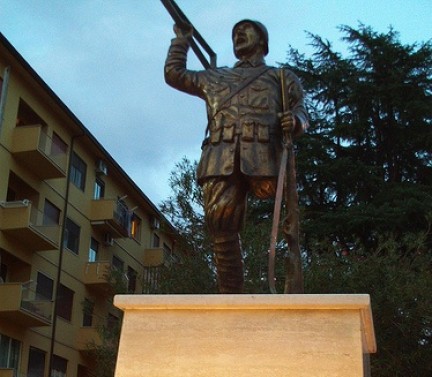 Monumento ad Enrico Toti