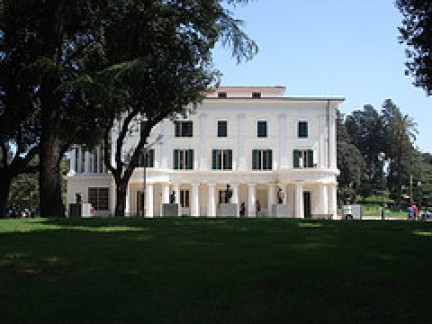 Facciata di Villa Torlonia