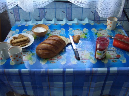 Marmellata e pane per una buona colazione