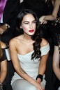Megan Fox Splendida alla Sfilata Armani di Parigi