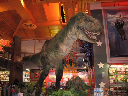 Toys R Us T-Rex statua dinosauro in Times Square