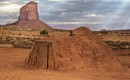 Casa degli Indiani Navajo costruita con terra-fango e rami