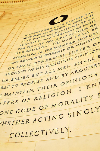 Brani tratti dagli scritti di Jefferson incisi sulle pareti