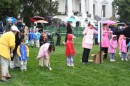 Bambini alla Casa Bianca alla ricerca delle uova